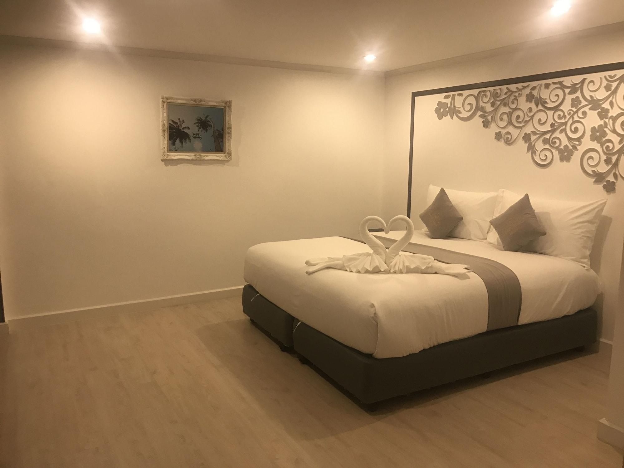 White House By 88 Hotel Pangnga Kültér fotó